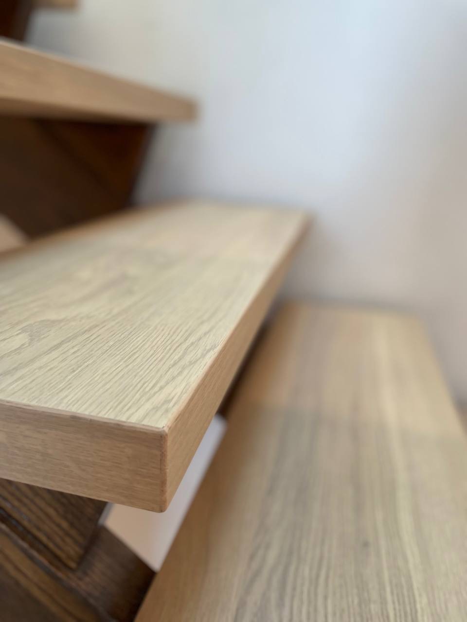 Hardwood Stairs Toronto project photo